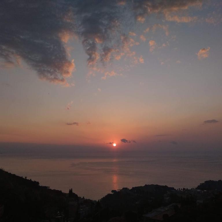 VILLA ZEN TAORMINA - Camera Matrimoniale/Doppia con Letti Singoli con Vista Mare - 36