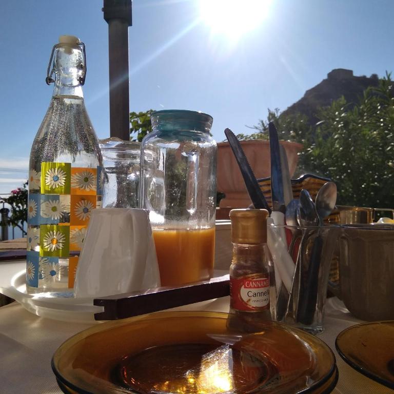VILLA ZEN TAORMINA - Camera Matrimoniale/Doppia con Letti Singoli con Vista Mare - 33