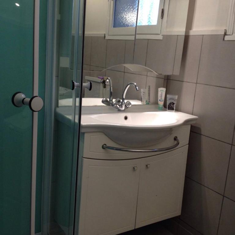 APPARTEMENT TOUT CONFORT AVEC PARKING FERMÉ - Apartment - 20