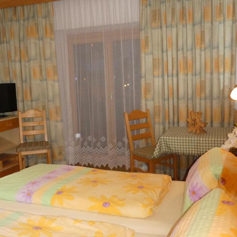 Appartements Pfausler - Apartment mit 2 Schlafzimmern und Balkon - 3