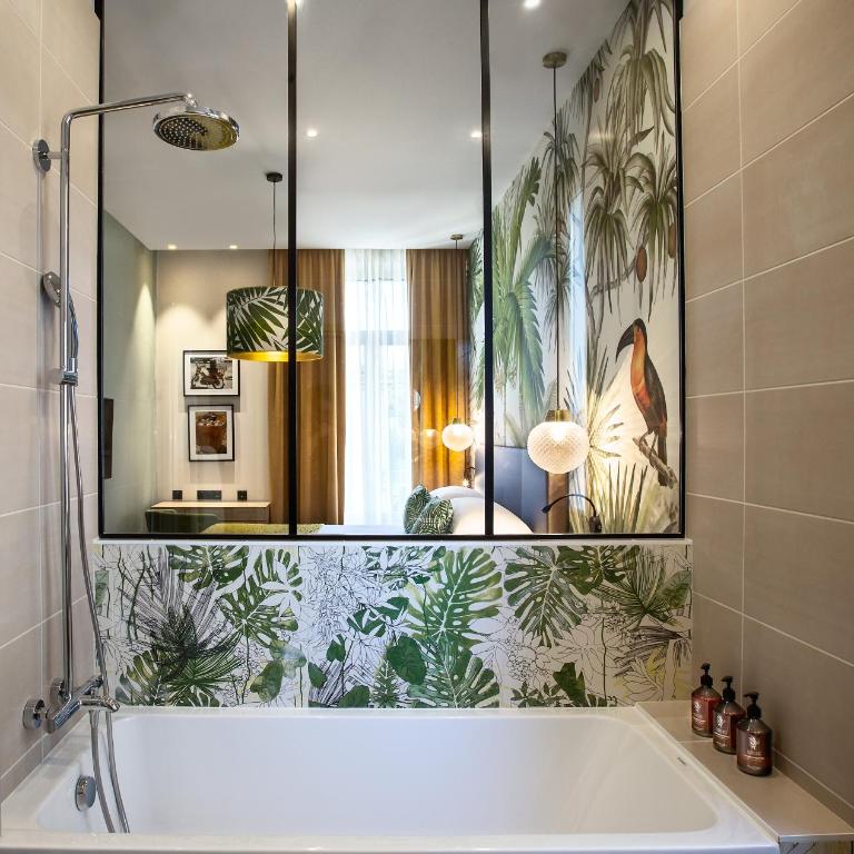Hotel Verlaine - Chambre Double ou Lits Jumeaux avec Balcon - 7