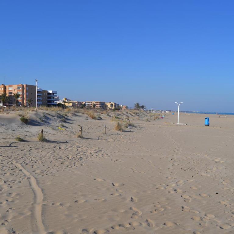 Apartamento Nuevo con Gran Terraza y Wifi en Canet - Apartamento de 2 dormitorios con terraza - 27