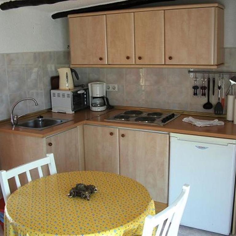 Apartamentos Casa Blanca - O - Apartamento de 1 dormitorio (2-3 adultos) sin vistas - 5
