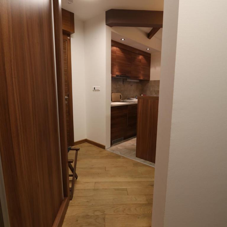 Lux Private Apartment Vučko - Apartment - 13