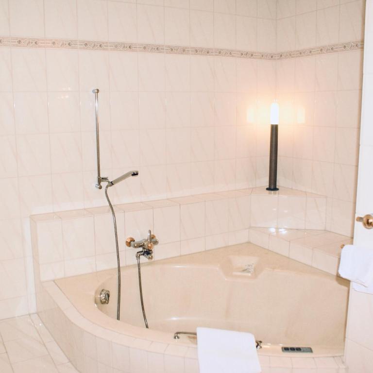 Hotel du Pont - Junior Suite mit Whirlpool - 5