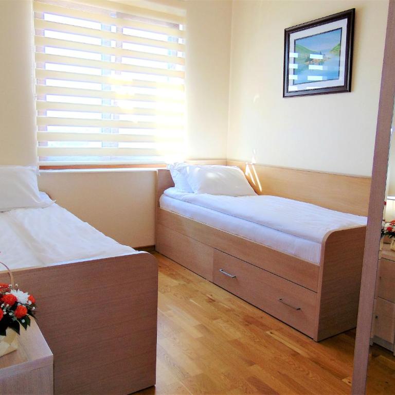 ApartHotel Belvedere Residence Becici Budva - Deluks Suite sa Pogledom na More - 8
