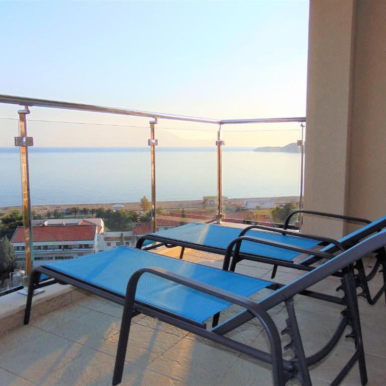 ApartHotel Belvedere Residence Becici Budva - Deluks Suite sa Pogledom na More - 13