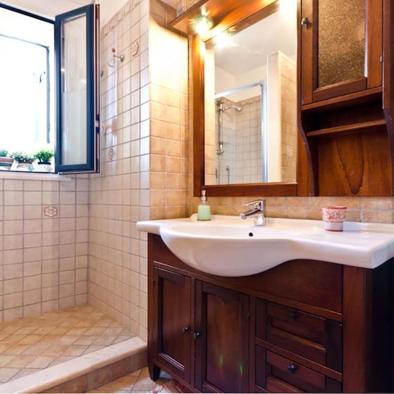 Miriam Sea Front Apartment Jacuzzi - Appartamento con 2 Camere da Letto e Vista Mare - 12