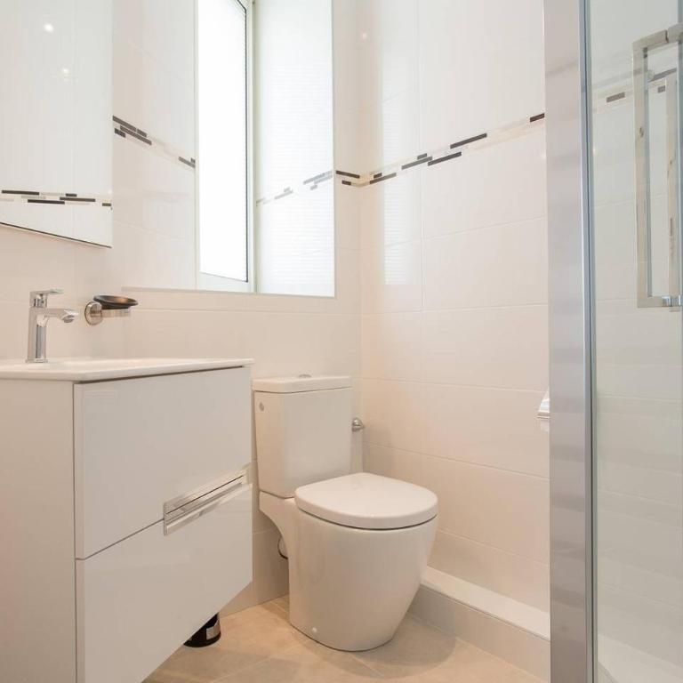 MARIOTT AREA: SUNNY 2 BEDS /2 BATHS - Apartamento - 28