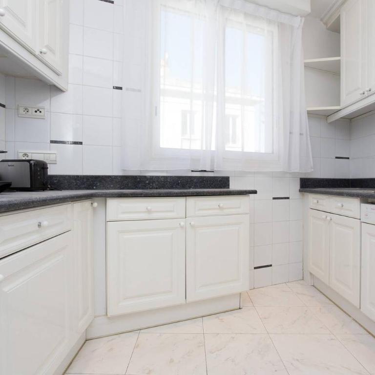 MARIOTT AREA: SUNNY 2 BEDS /2 BATHS - Apartamento - 26