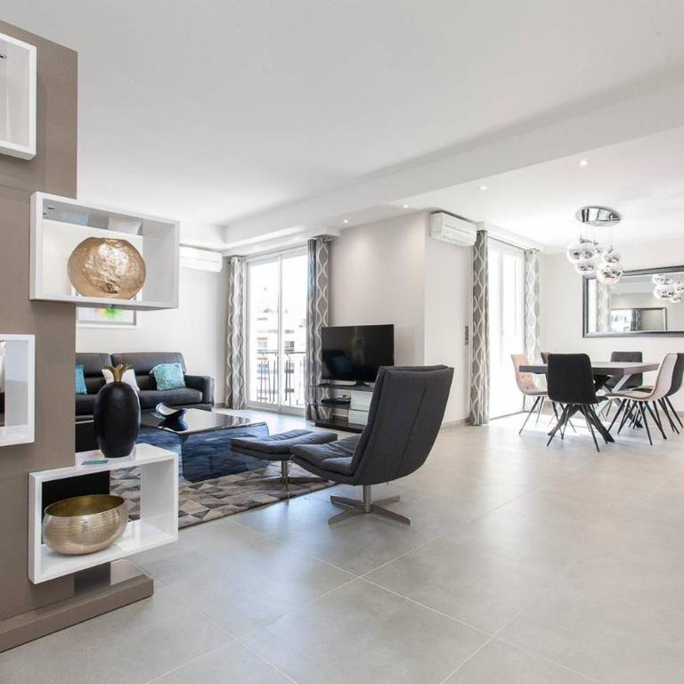 Marriott- Croisette: Superb 3 bedrooms/ 3 baths - Apartment - 9