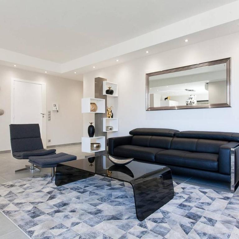 Marriott- Croisette: Superb 3 bedrooms/ 3 baths - Apartment - 2