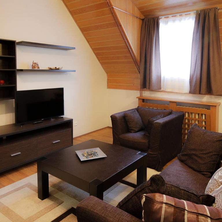 Hotel Junior - One-Bedroom Suite - 3