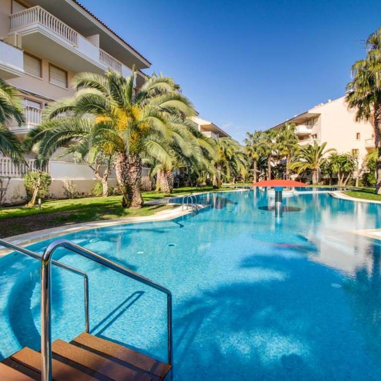 Apartamento con Terraza y Piscina a 600m de la Playa en Jávea - Apartamento - 1