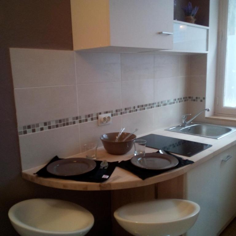 Studio 2 pers en vieille ville parking gratuit - by La Source d'OrFée - Appartement - 23