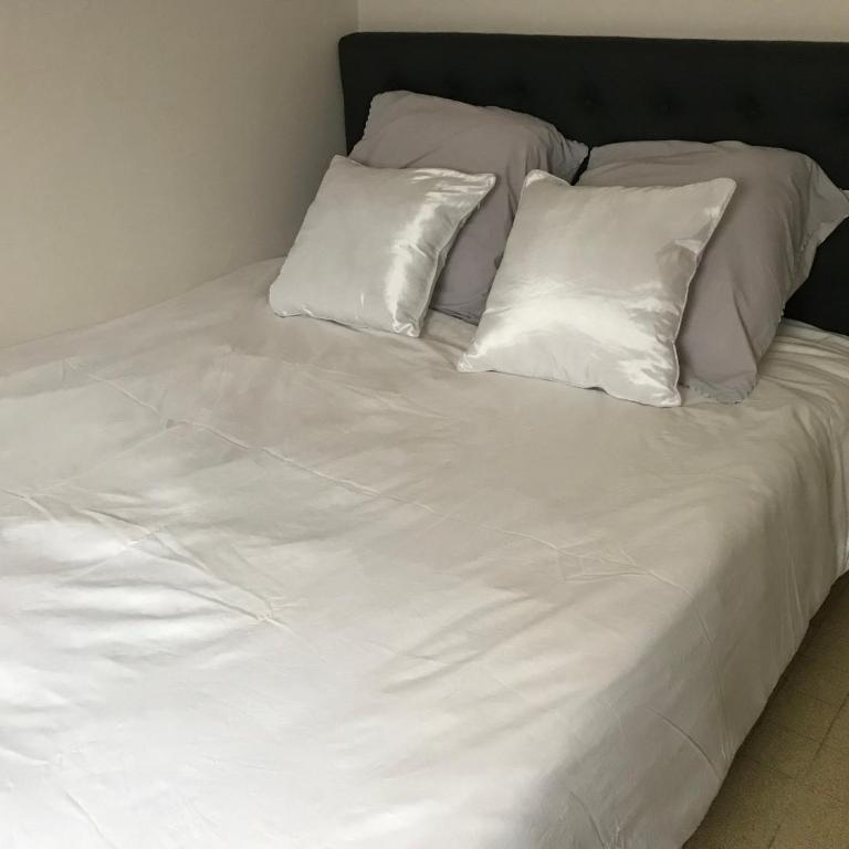 Studio 2 pers en vieille ville parking gratuit - by La Source d'OrFée - Appartement - 34