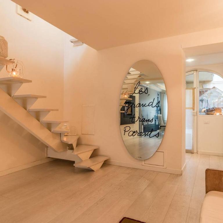 Luxury 350 Sq Mt flat with Terrace central Trieste - Three-Bedroom Apartment - 39