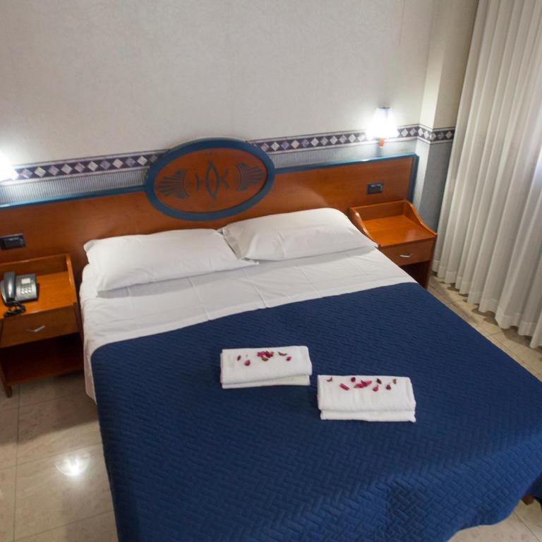 Hotel Kroma - Camera Matrimoniale - 1