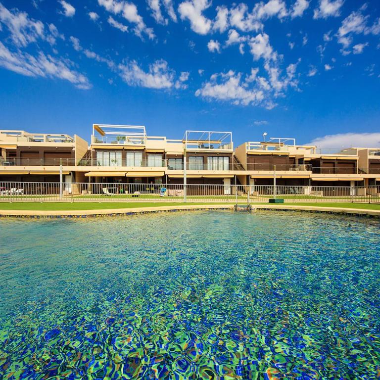Penthouse 2 bedrooms in Mil Palmeras - Apartamento - 1