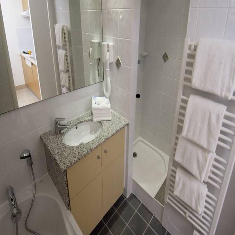 Residence Reine Marine - Appartement 1 Chambre (4 Adultes) - Vue sur Mer - 3