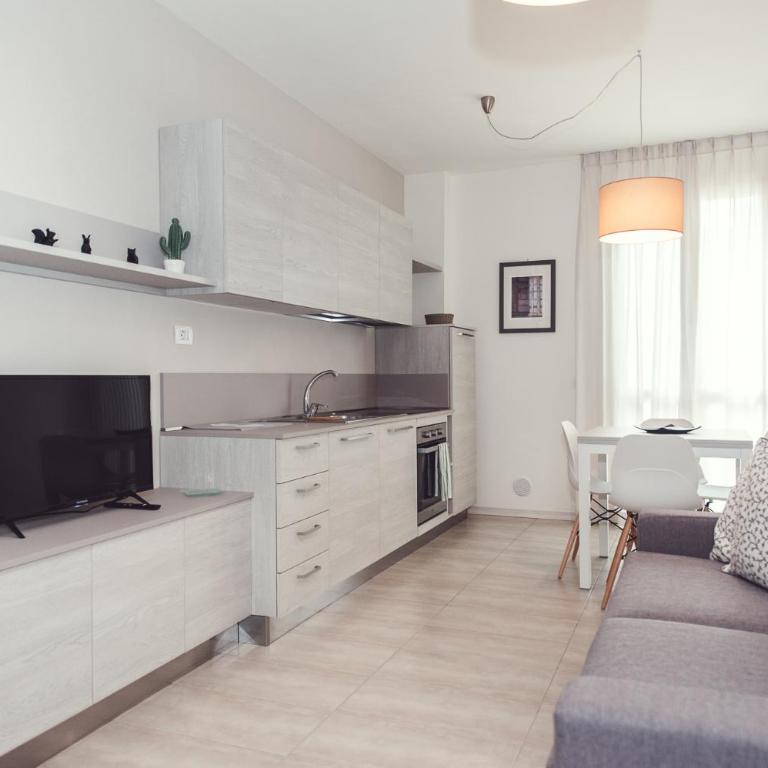 Luccainn - Appartamento con 2 Camere da Letto - 2