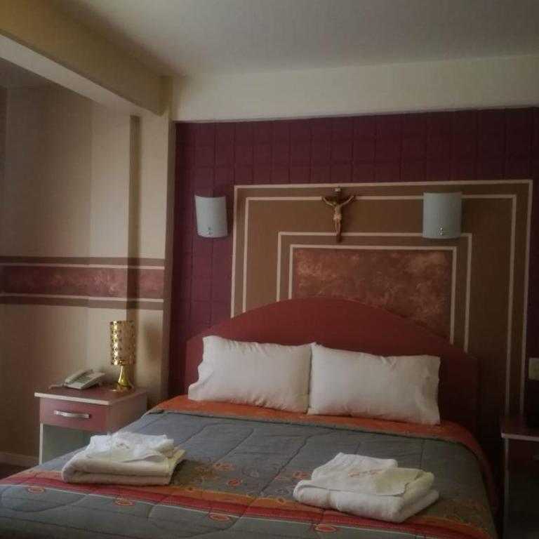 Hotel "VIRGEN DEL SOCAVON" - Double or Twin Room - 8