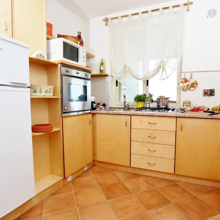 Capo d'Orlando Apartments - Sabbia - Appartamento con 2 Camere da Letto, Terrazza e Vista Mare - 8