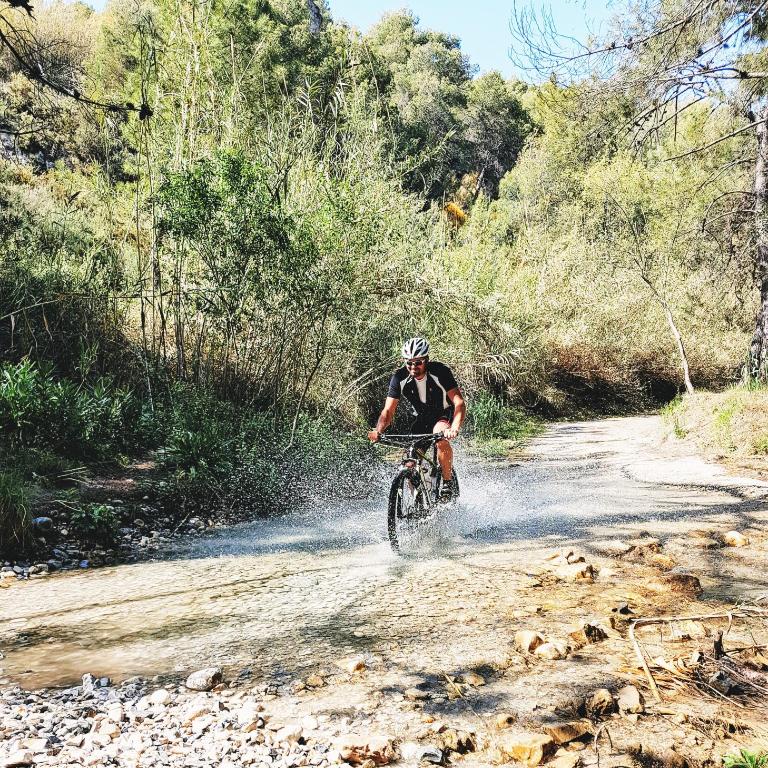 Competa Suites - Estudio Deluxe con cama grande - 49