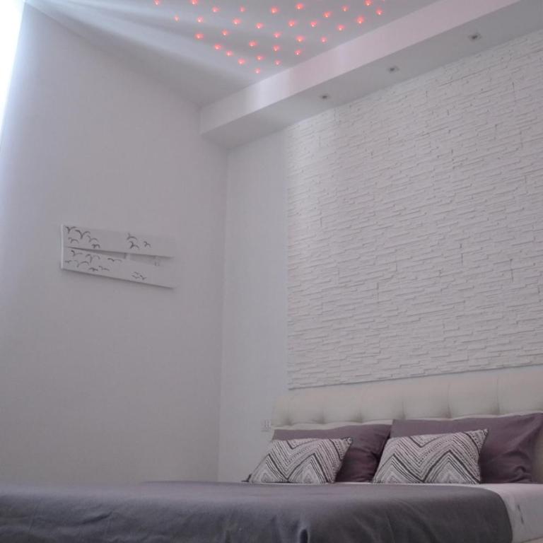 Diamond House - Two-Bedroom Apartment - 46