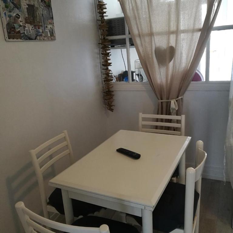 Les Althéas - One-Bedroom Apartment - 5
