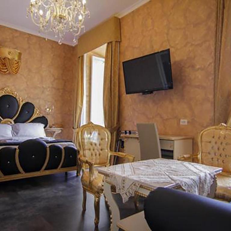 Pope's Suites - Suite Deluxe - 1