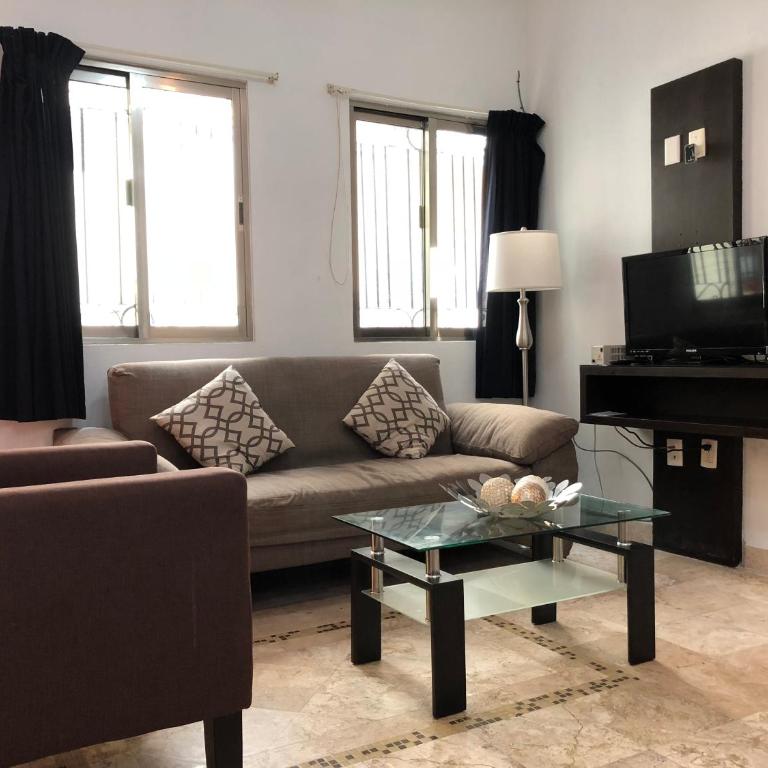 Lilas del Mar Apartments - Two-Bedroom Apartment with Balcony - 10