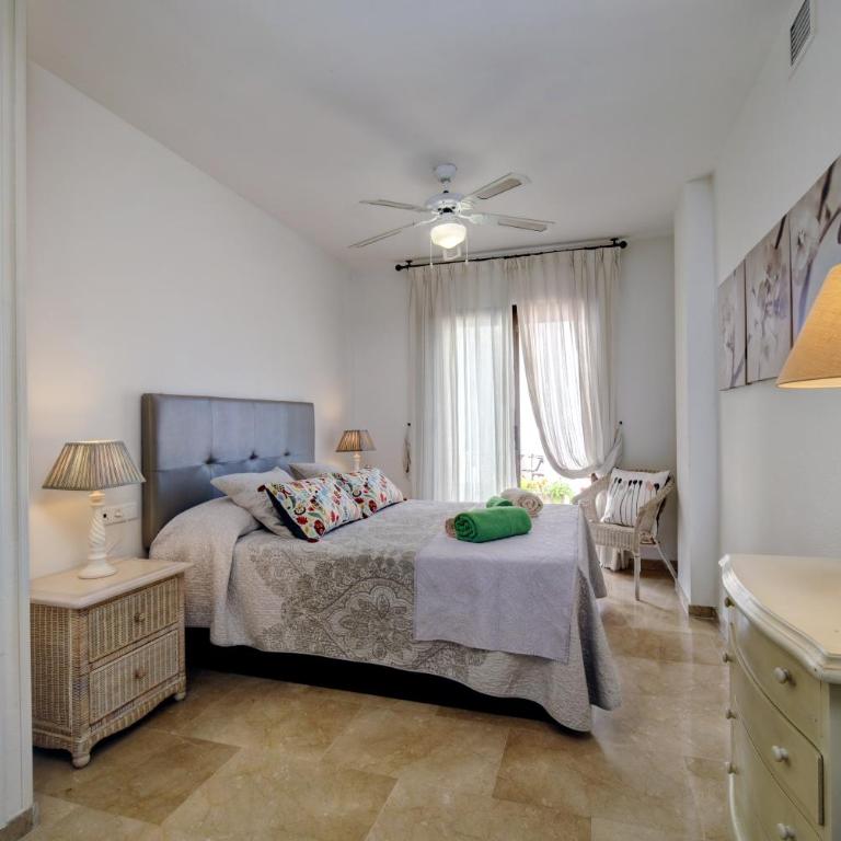 Apartamento 409 Marina Real Puerto de la Duquesa playa - Apartamento - 22