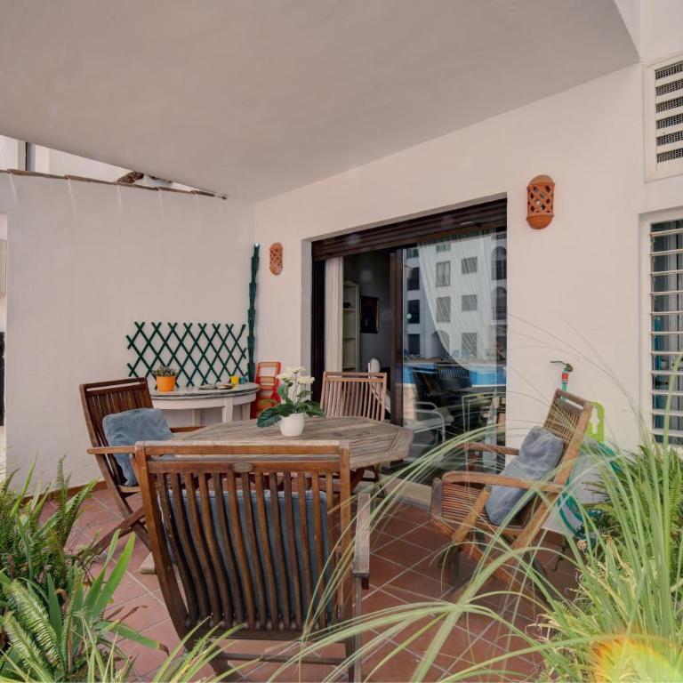Apartamento 409 Marina Real Puerto de la Duquesa playa - Apartamento - 32