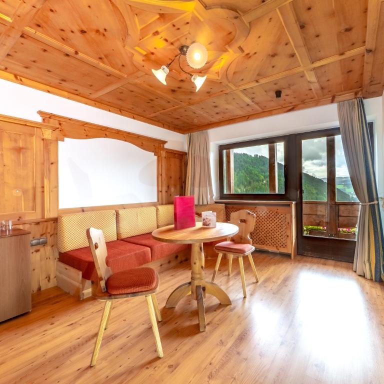 Hotel Alaska - Camera Familiare - 1