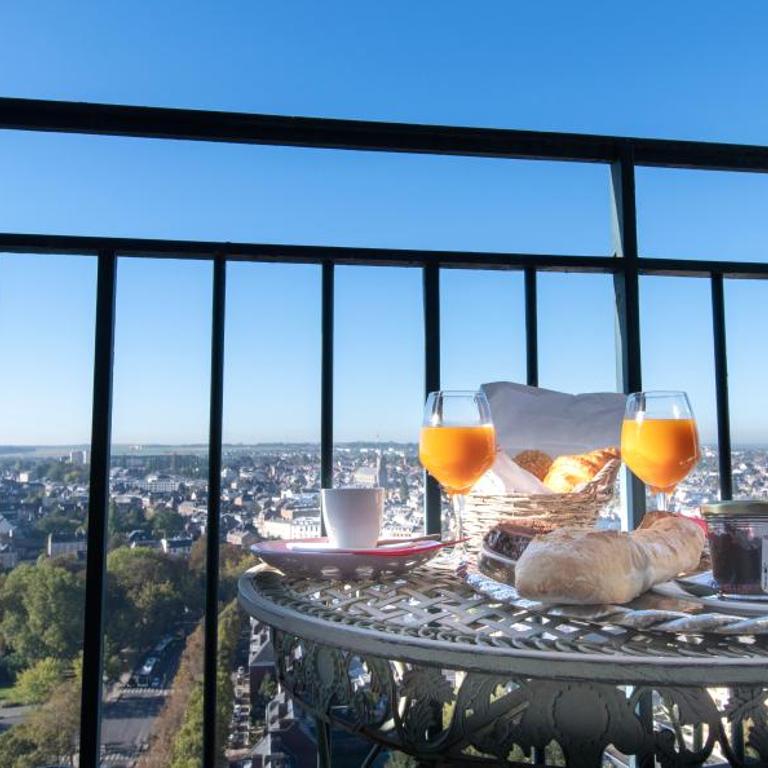 Le 360 TOUR PERRET 19eme PANORAMA 4 ETOILES - Appartement Deluxe - 51