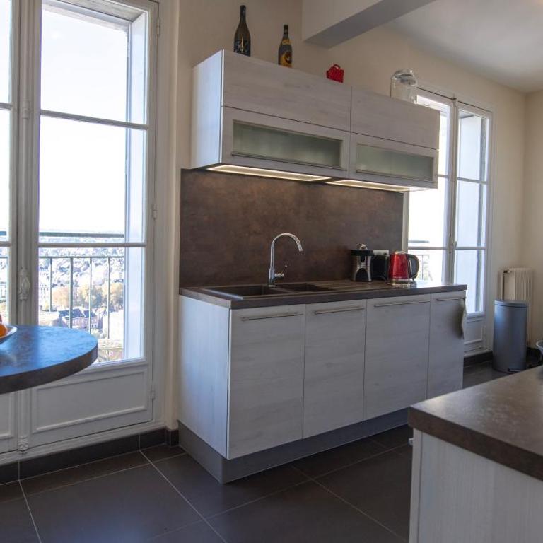 Le 360 TOUR PERRET 19eme PANORAMA 4 ETOILES - Appartement Deluxe - 10