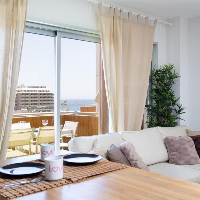 Sea View Apartment in El Médano with pool & private parking space - Apartamento con vistas al mar - 1