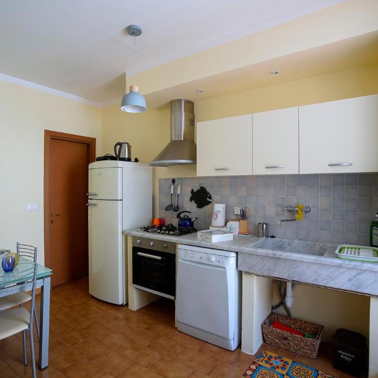 La Casetta di Pia - Appartamento con 1 Camera da Letto e con Giardino - 6