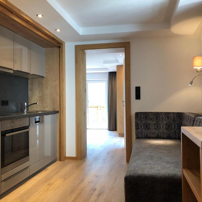 Hotel Garni Central - Zimmer - Studios - Apartments - Studio-Apartment - 4