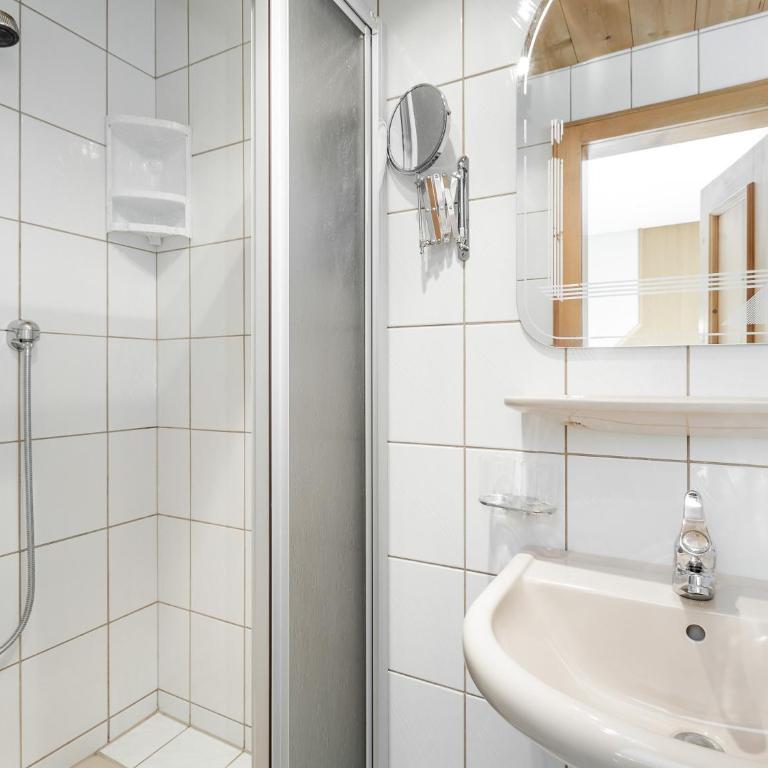 Apart Gentiana - Appartement 2 Chambres avec Balcon - 7