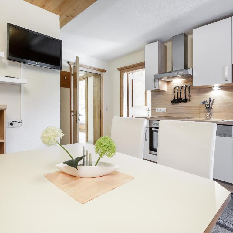 Apart Gentiana - Appartement 2 Chambres avec Balcon - 1