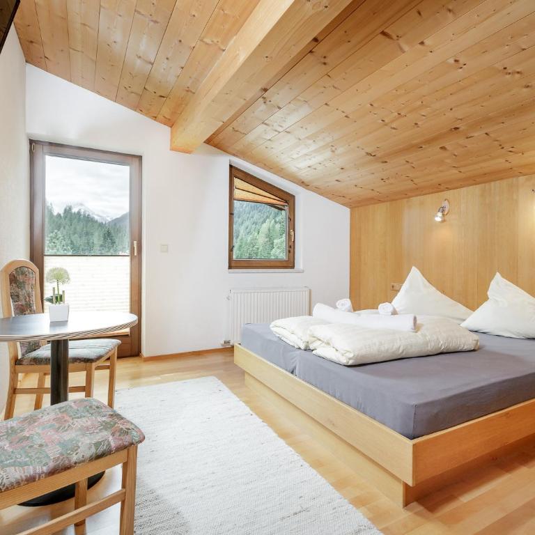 Apart Gentiana - Appartement 4 Chambres avec Balcon - 1