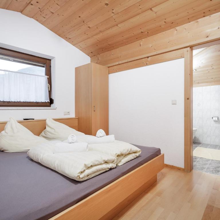 Apart Gentiana - Appartement 4 Chambres avec Balcon - 7
