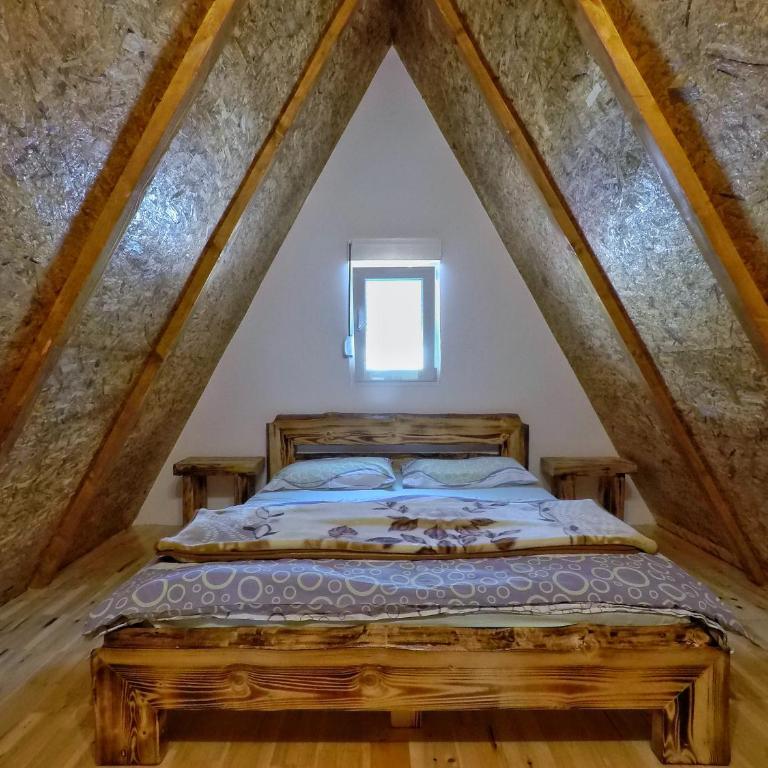 Cabarkapa Guesthouse - Penthouse Apartment - 6