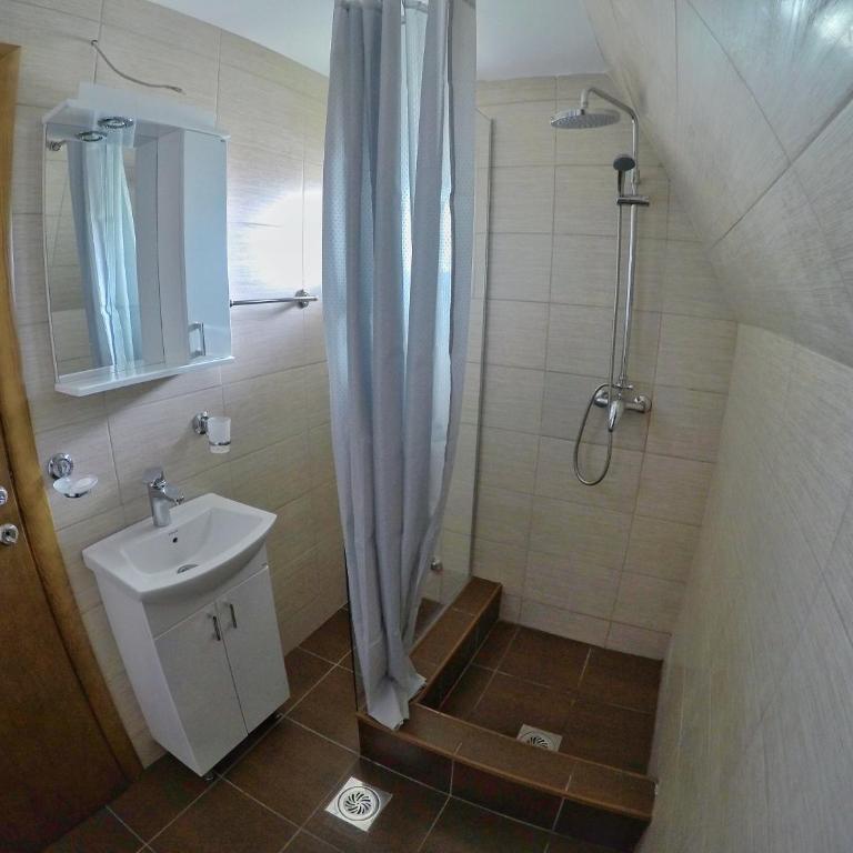 Cabarkapa Guesthouse - Penthouse Apartment - 9