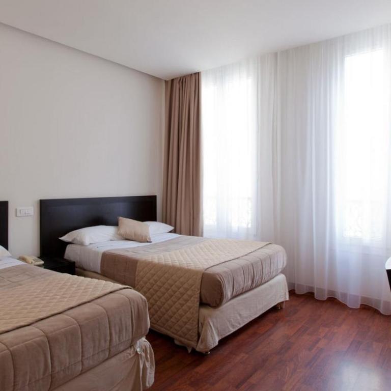 Cosmotel Hotel - Chambre Triple - 1