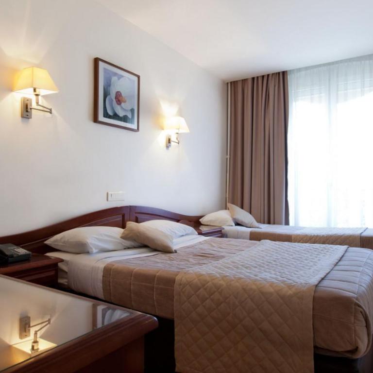 Cosmotel Hotel - Chambre Triple - 5