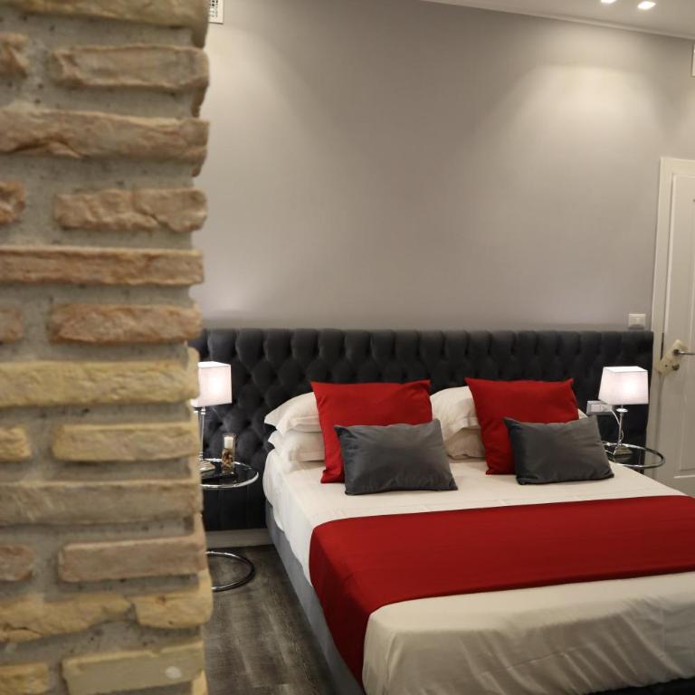 MILLINA SUITES IN NAVONA - Camera Deluxe Matrimoniale/Doppia con Letti Singoli - 2