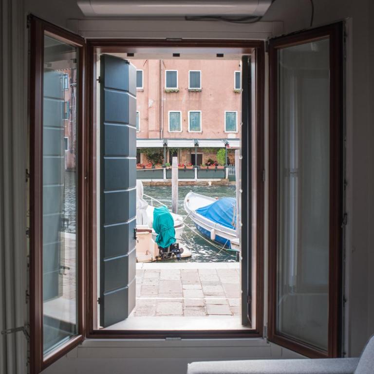 Venetian Mood private apartment - Monolocale - 19